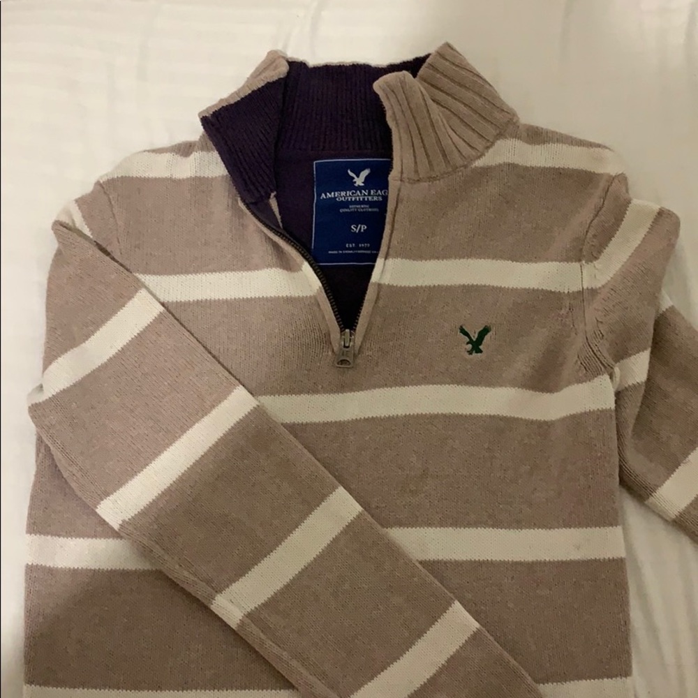 American eagle men’s sweater